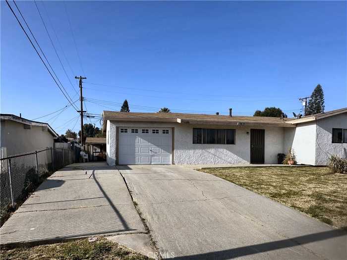 photo 2: 17809 Hemphill Street, La Puente CA 91744