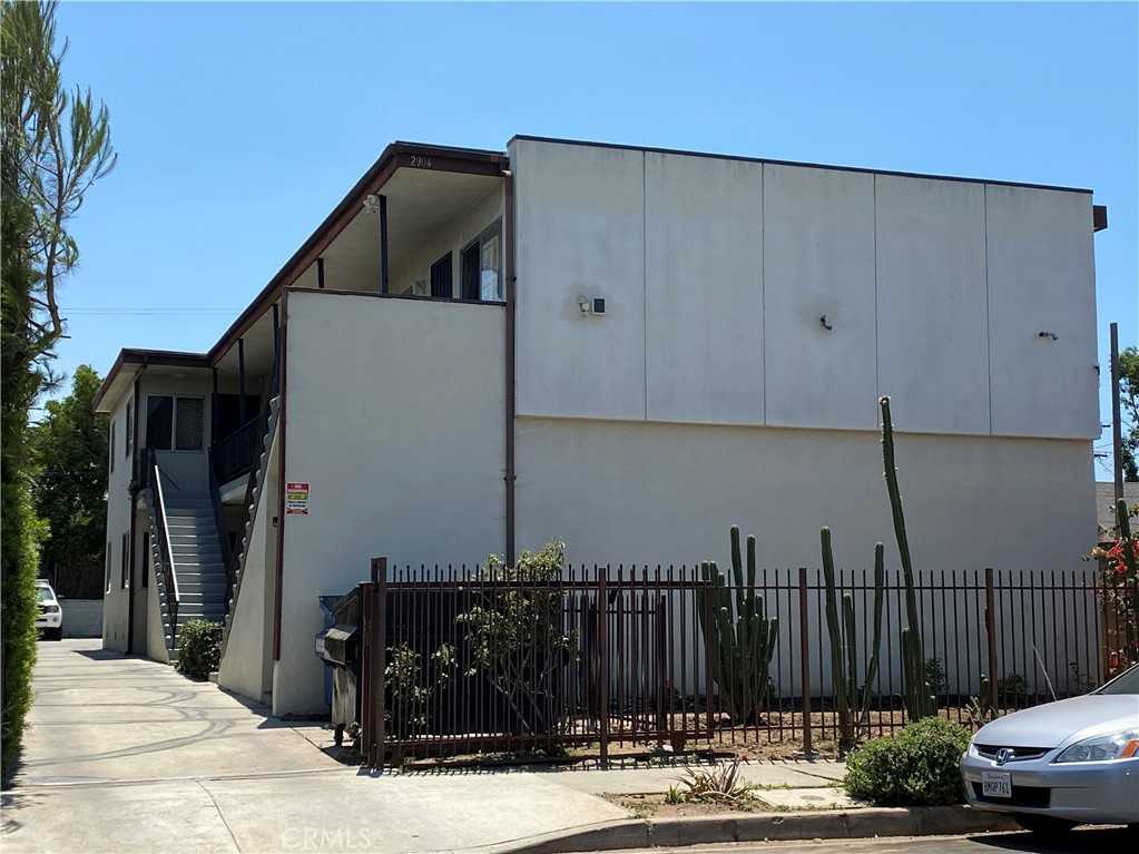 photo 1: 2904 W 14th Street, Los Angeles CA 90006