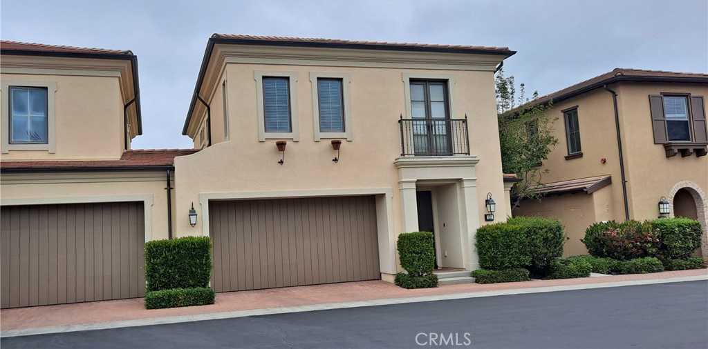 photo 1: 121 Rodeo, Irvine CA 92602