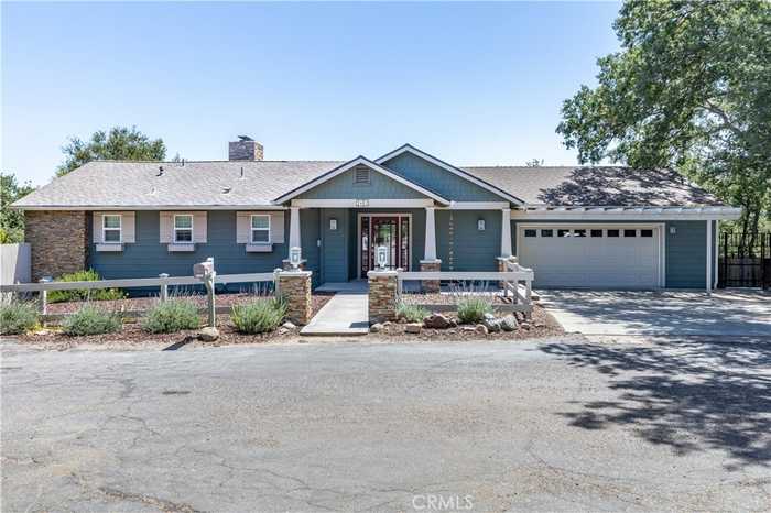 photo 1: 1401 Greenwood Dr., Paso Robles CA 93446