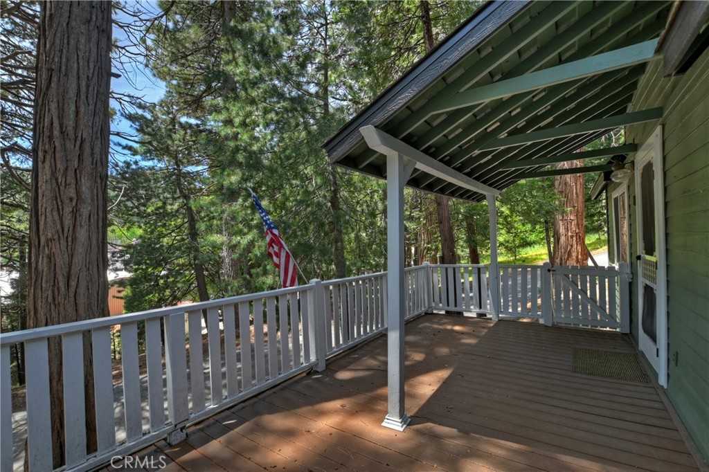 photo 3: 27245 Little Bear Road, Blue Jay CA 92317