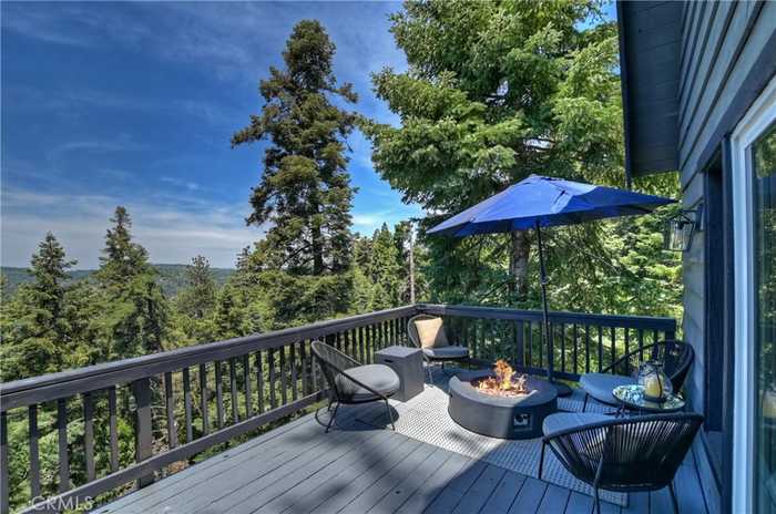 photo 2: 720 Buckingham, Lake Arrowhead CA 92352