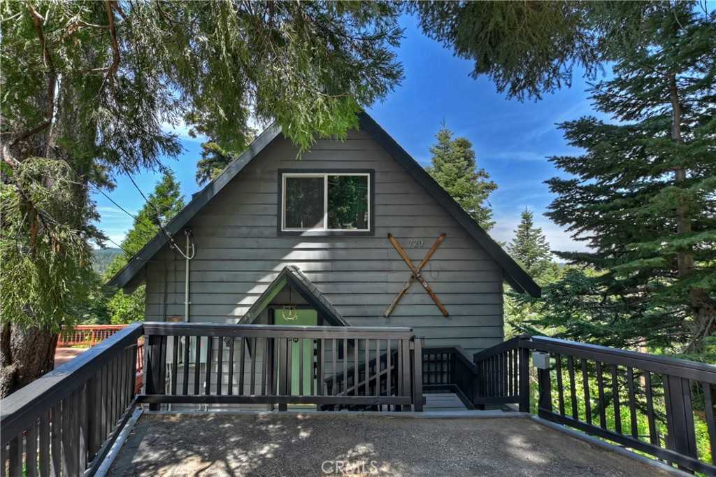 photo 3: 720 Buckingham, Lake Arrowhead CA 92352