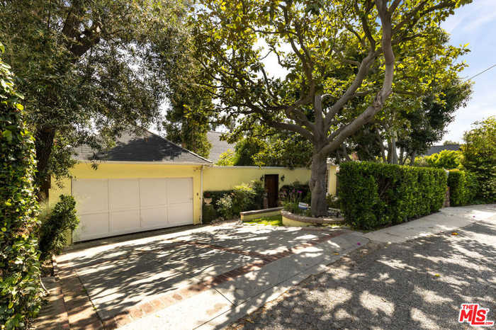 photo 2: 7954 Woodrow Wilson Drive, Los Angeles CA 90046