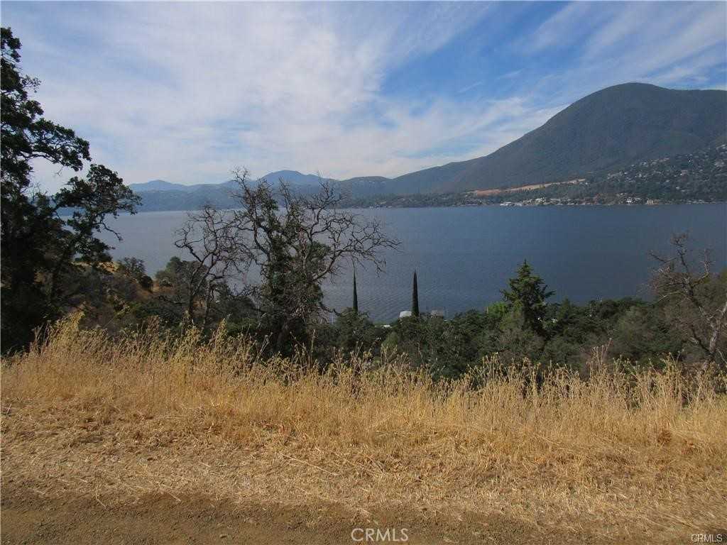 photo 1: 9768 Crestview Drive, Clearlake CA 95423