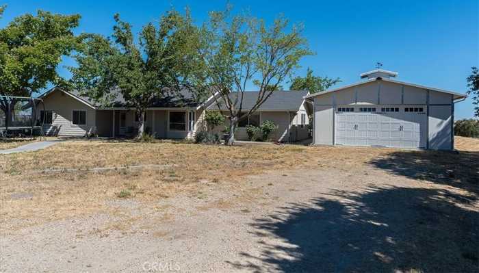 photo 1: 3670 Stage Springs Road, Creston CA 93432