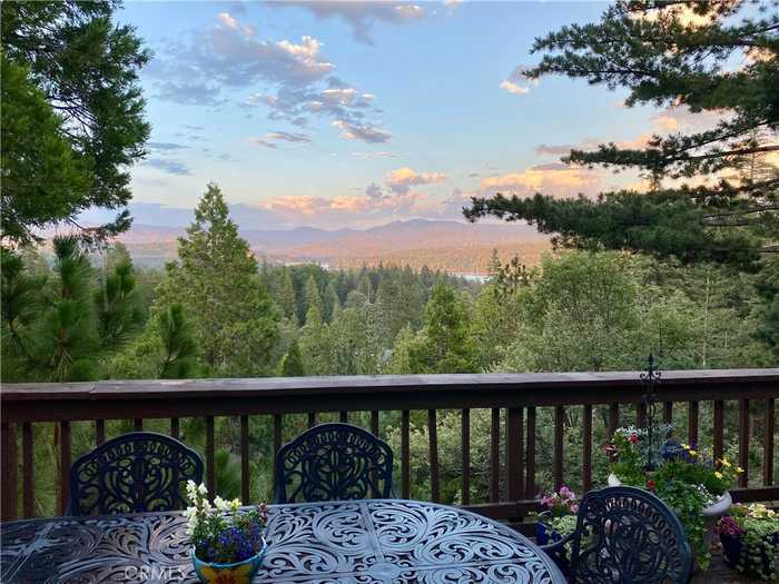 photo 2: 361 Grizzly Road, Lake Arrowhead CA 92352