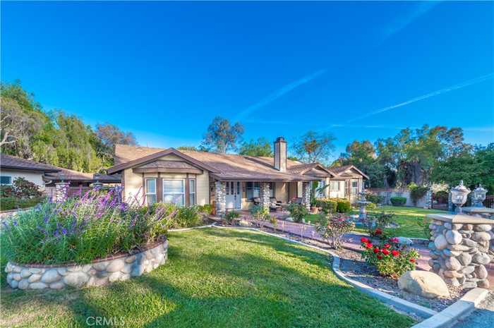 photo 1: 792 El Vallencito Drive, Walnut CA 91789