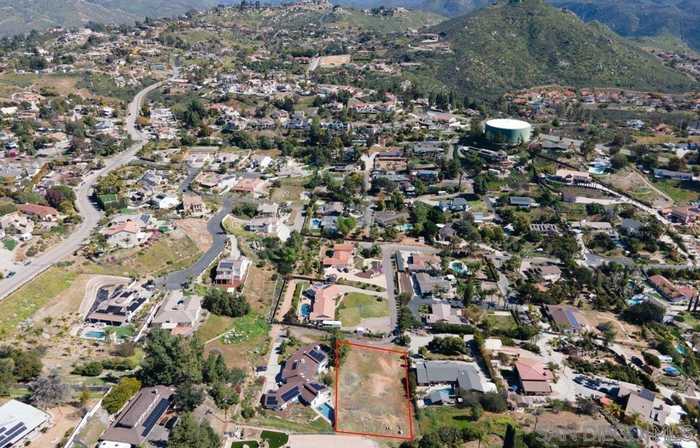 photo 11: 1526 Vista Vereda, El Cajon CA 92019