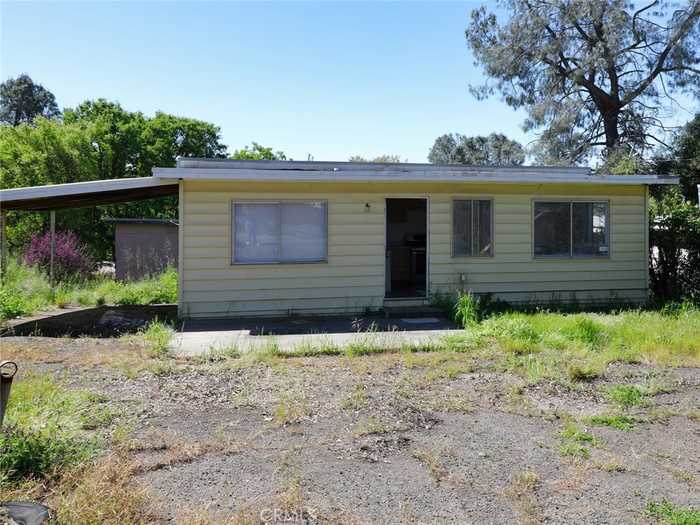 photo 2: 15255 Lakeview Avenue, Clearlake CA 95422