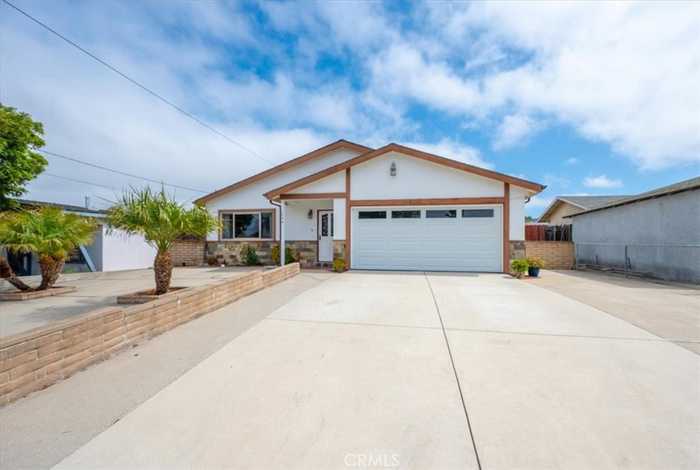 photo 2: 1004 Sunset Drive, Arroyo Grande CA 93420