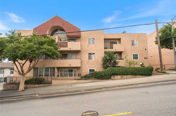 photo 1: 918 W College Street Unit 102, Los Angeles CA 90012