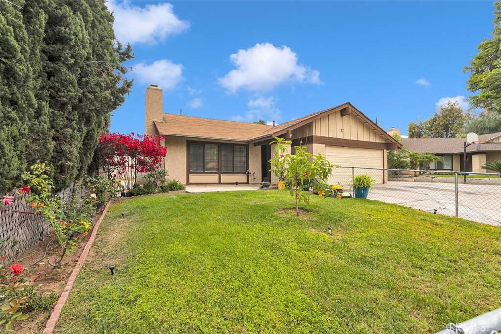 photo 1: 5834 Norman Way, Riverside CA 92504