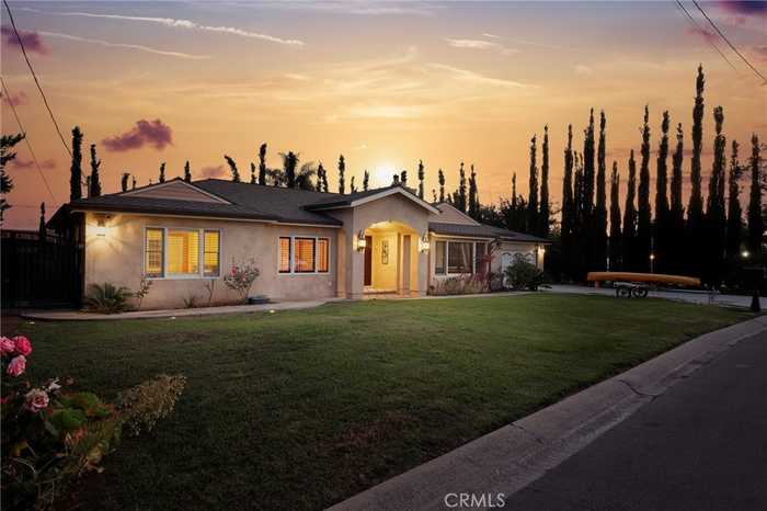 photo 1: 1532 Windsor Lane, Santa Ana CA 92705