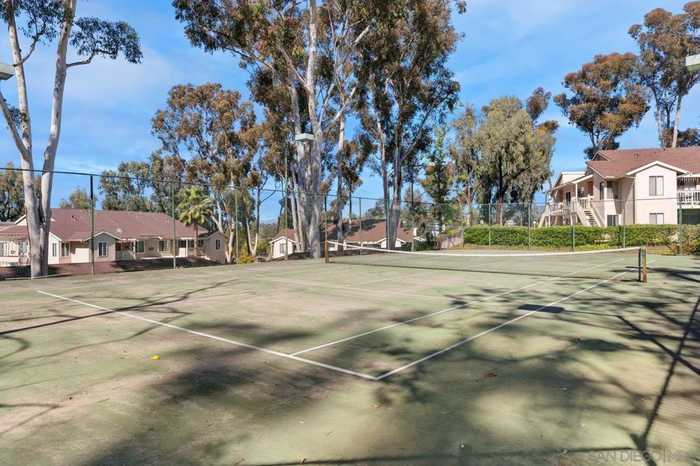 photo 33: 225 Diamond Way Unit 111, Vista CA 92083