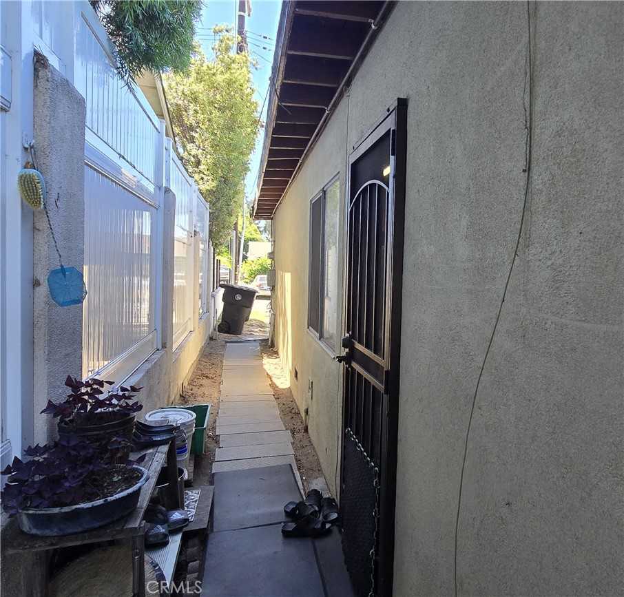 photo 3: 18508 Mansel Avenue, Redondo Beach CA 90278