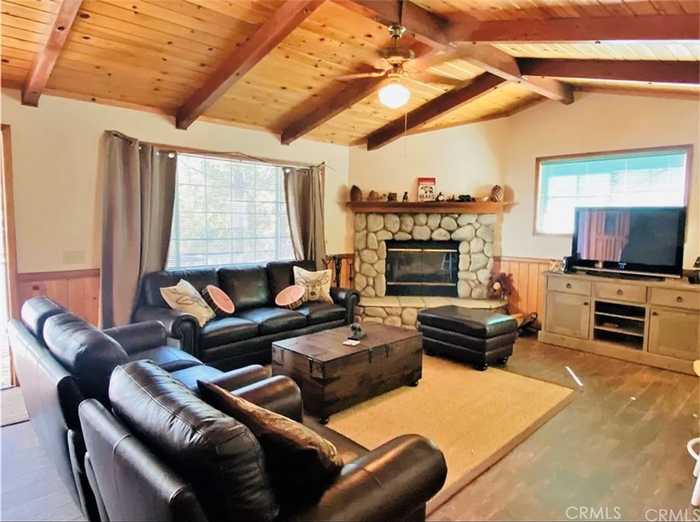 photo 2: 252 Riverside Avenue, Big Bear CA 92386