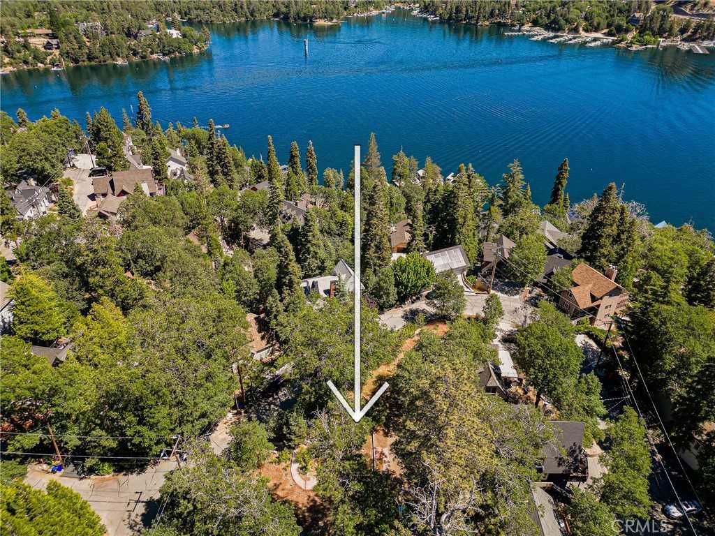 photo 2: 28787 Cedar Drive, Lake Arrowhead CA 92352