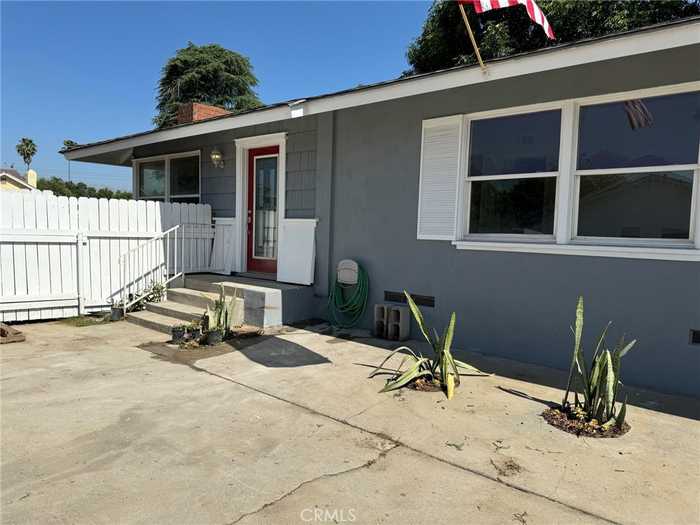 photo 2: 7085 Barton Street, San Bernardino CA 92404