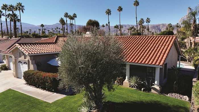 photo 2: 43879 La Carmela Drive, Palm Desert CA 92211