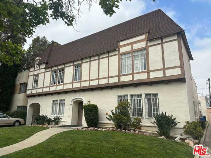 photo 2: 931 S Mansfield Avenue, Los Angeles CA 90036