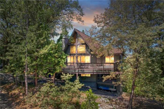 photo 1: 273 Shasta Drive, Lake Arrowhead CA 92317