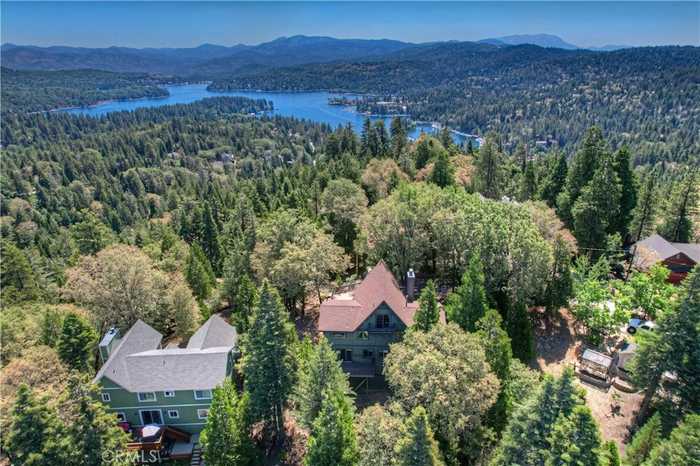 photo 2: 273 Shasta Drive, Lake Arrowhead CA 92317