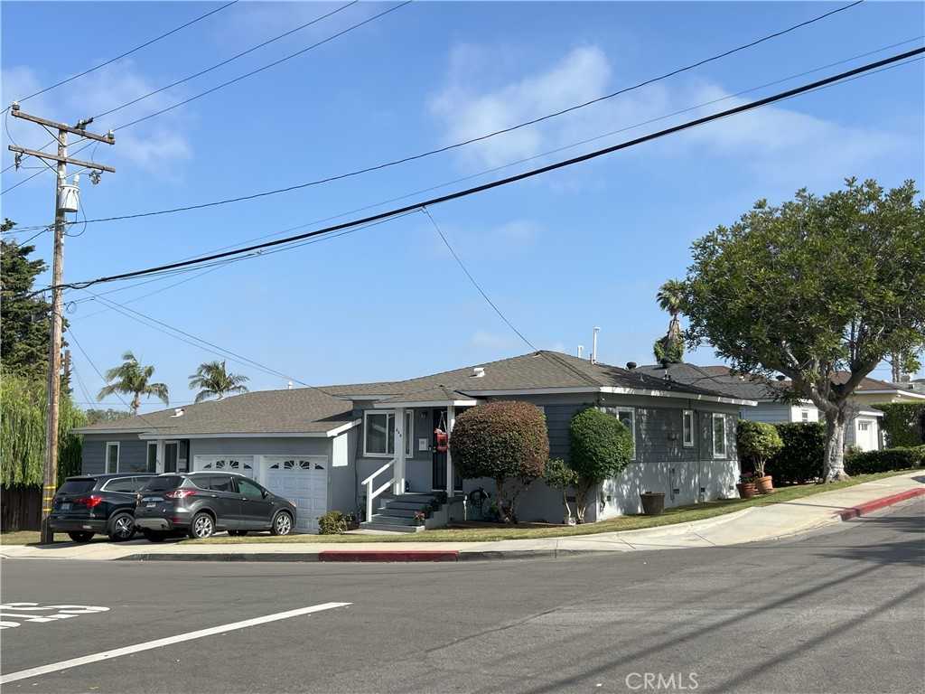 photo 1: 536 W Maple Avenue, El Segundo CA 90245