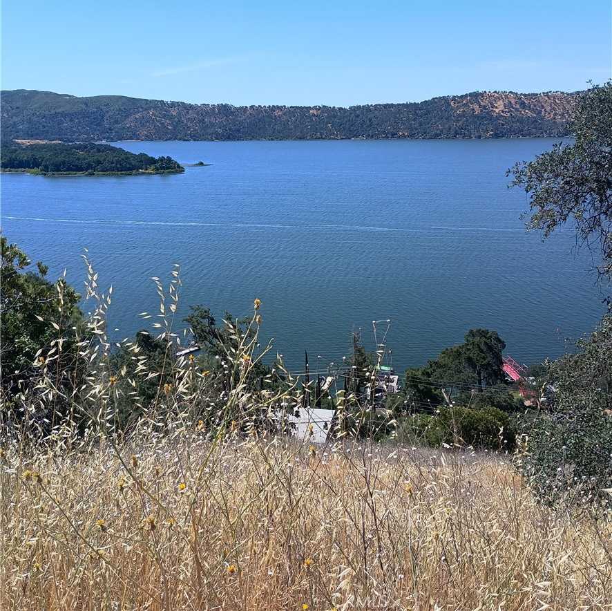 photo 1: 11765 Lakeview Drive, Clearlake Oaks CA 95423