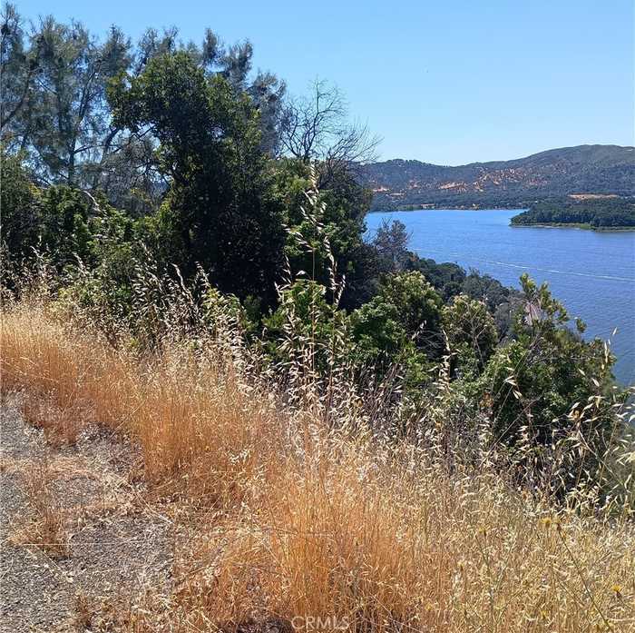 photo 2: 11765 Lakeview Drive, Clearlake Oaks CA 95423