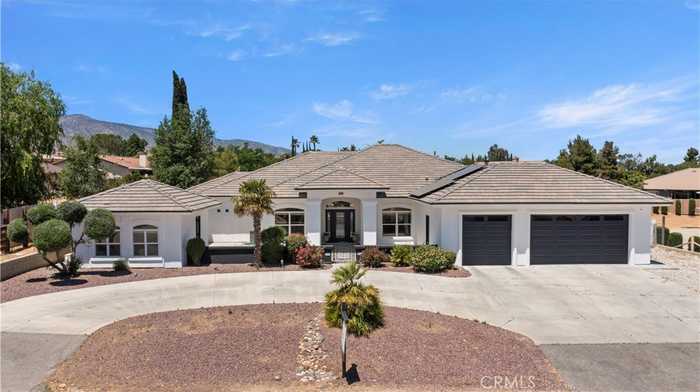 photo 2: 9424 Sierra Vista Road, Phelan CA 92371