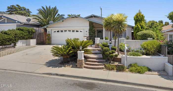 photo 2: 146 Los Cabos Lane, Ventura CA 93001