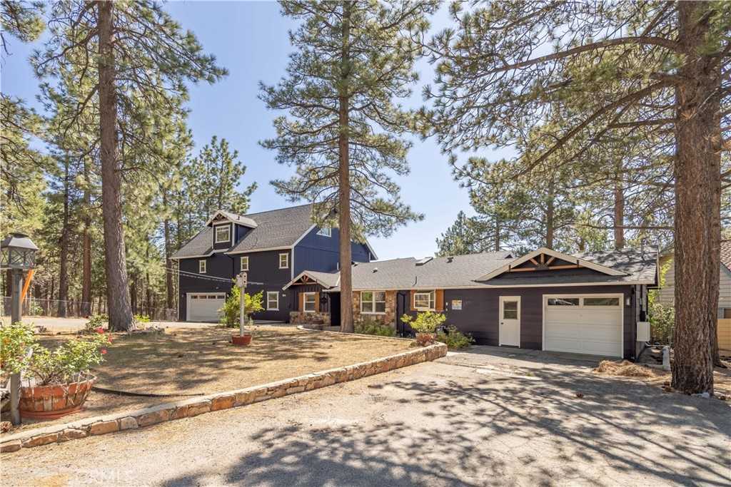 photo 1: 188 S Finch Drive, Big Bear Lake CA 92315