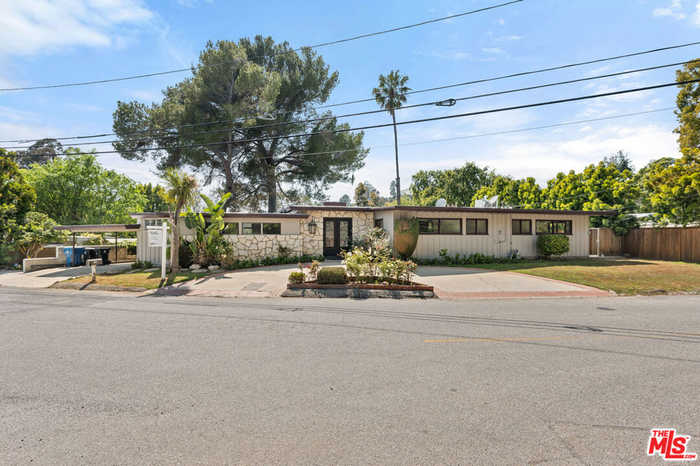 photo 1: 901 Hanley Avenue, Los Angeles CA 90049