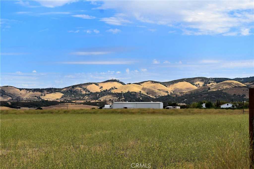 photo 1: 48750 Martinez Road, Lockwood CA 93932