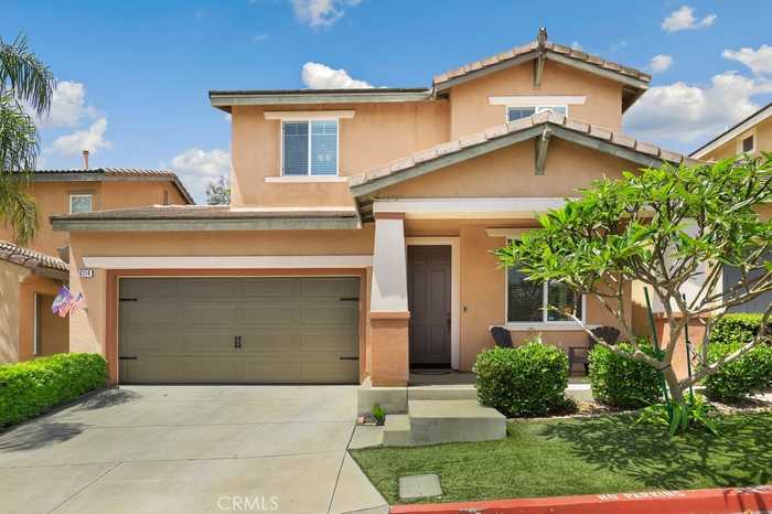 photo 1: 6214 Autumnwood Drive, Riverside CA 92505