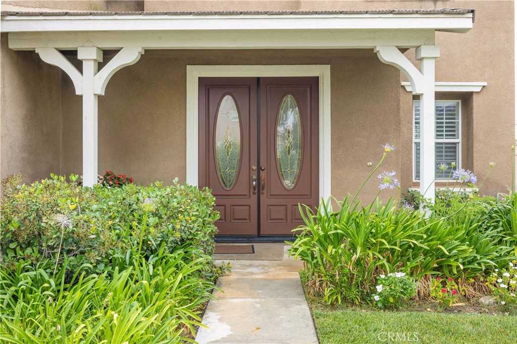 photo 2: 1541 Rose Street, Redlands CA 92374