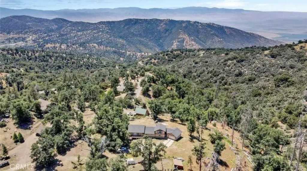 photo 1: 29850 Goldspike Road, Tehachapi CA 93561