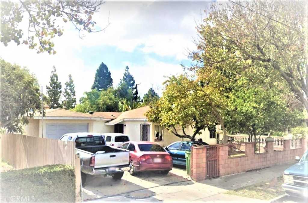 photo 1: 1006 & 1008 W. Walnut Street, Santa Ana CA 92703