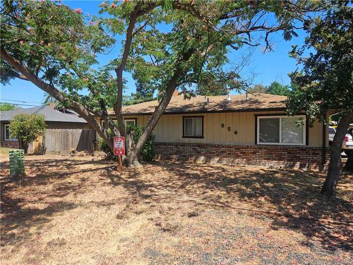 photo 2: 954 Kovak Court, Chico CA 95973