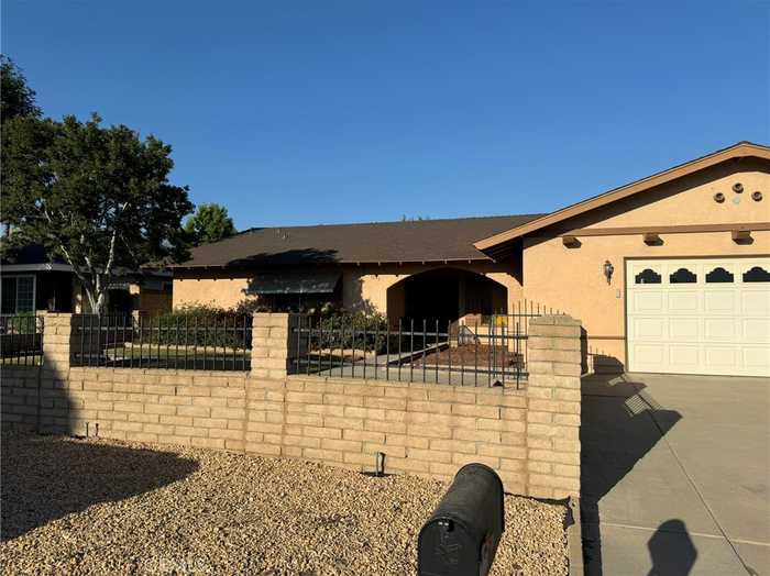 photo 1: 1175 Mulberry Lane, Calimesa CA 92320