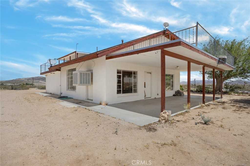 photo 3: 57955 Town Road, Landers CA 92285