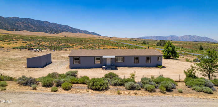 photo 2: 18721 Wright Court, Tehachapi CA 93561