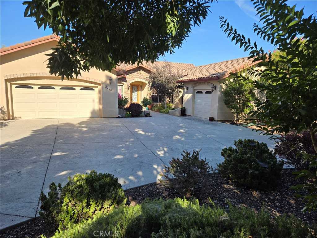 photo 1: 2270 Del Sol Place, Paso Robles CA 93446