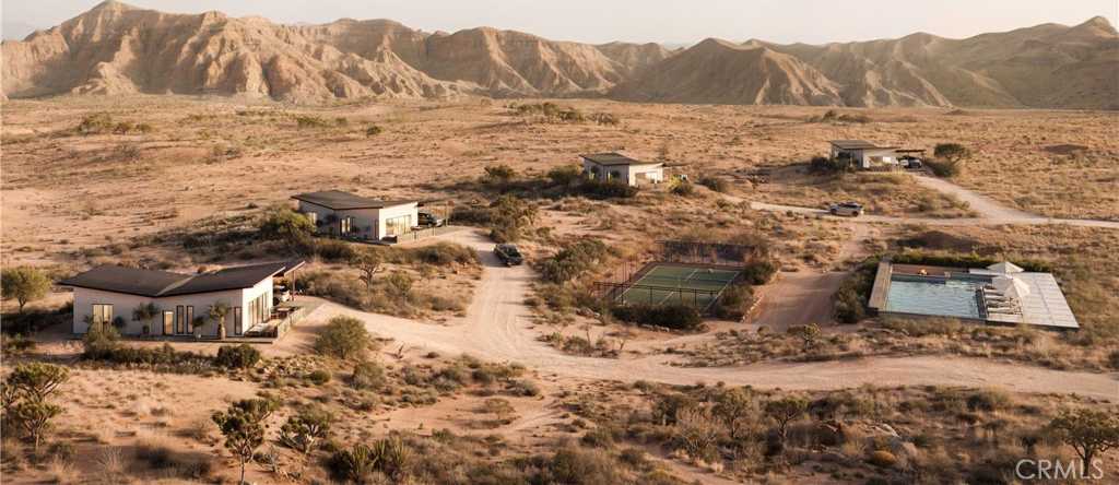 photo 1: 4687 Border Avenue, Joshua Tree CA 92252