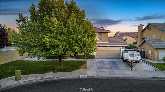 photo 1: 3200 Still Meadow Lane, Lancaster CA 93536