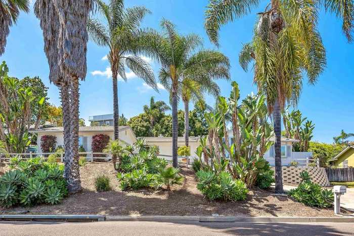 photo 1: 2392 IVY Road, Oceanside CA 92054