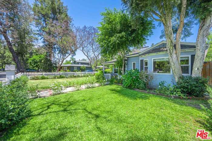 photo 2: 4556 Ethel Avenue, Studio City CA 91604