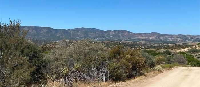 photo 2: 42729 Wild Horse Trail, Anza CA 92539