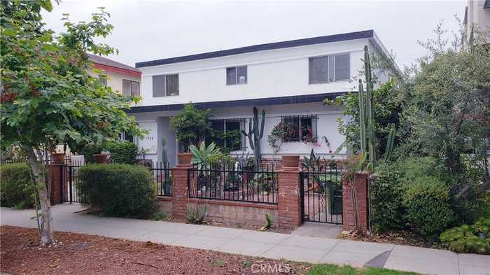 photo 1: 1528 11th Street, Santa Monica CA 90401